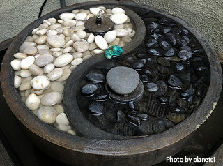 Ying Yang corner fountain/black and white solar fountain with round bottom and small fountain spray, corner feng shui fountain, healing decorative fountain.