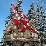 Custom Made Bird Houses, handmade birdhouses, homemade birdhouses, custom birdfeeders, unique birdhouses