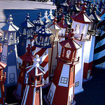 Garden lighthouses, lighthouse replicas, lawn lighthouses, ornamental lighthouses, wooden lighthouses, solar powered lighthouses.