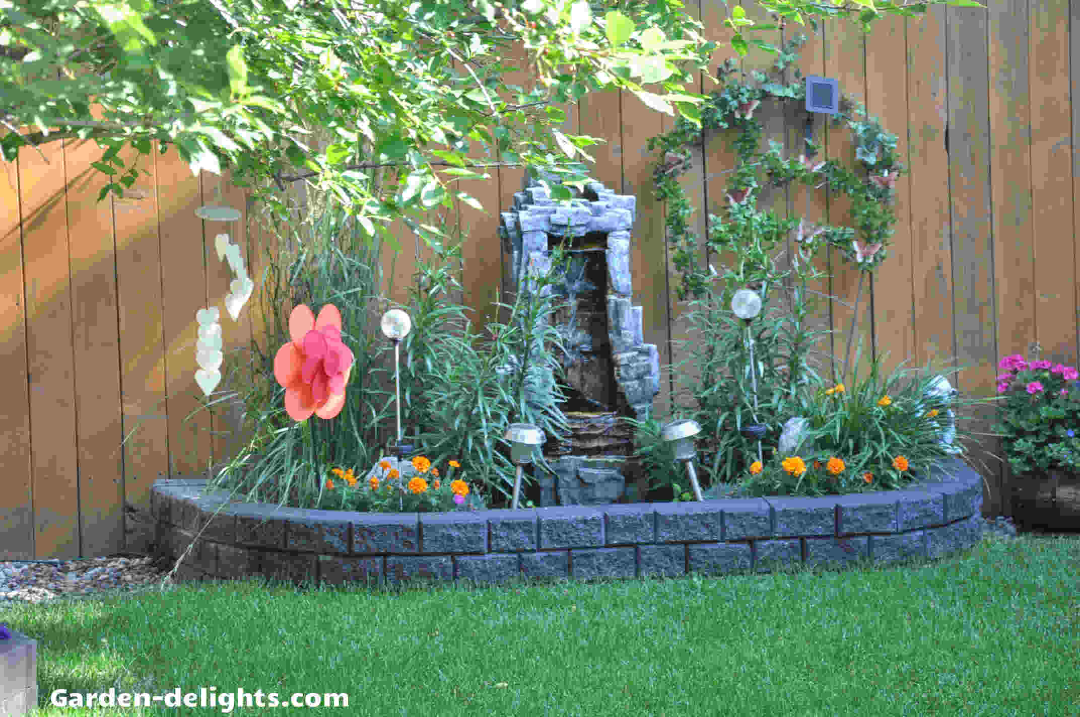 Garden Delights:Backyard Garden Decor, Water Fountains 