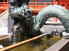 bamboo garden fountain, garden fountain,Water fountain with long dragon.